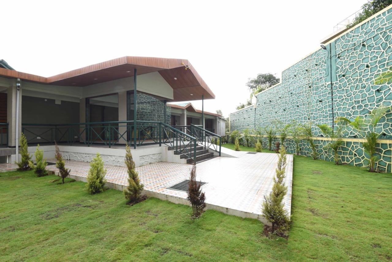 Miraya Hotel Panchgani Exteriör bild