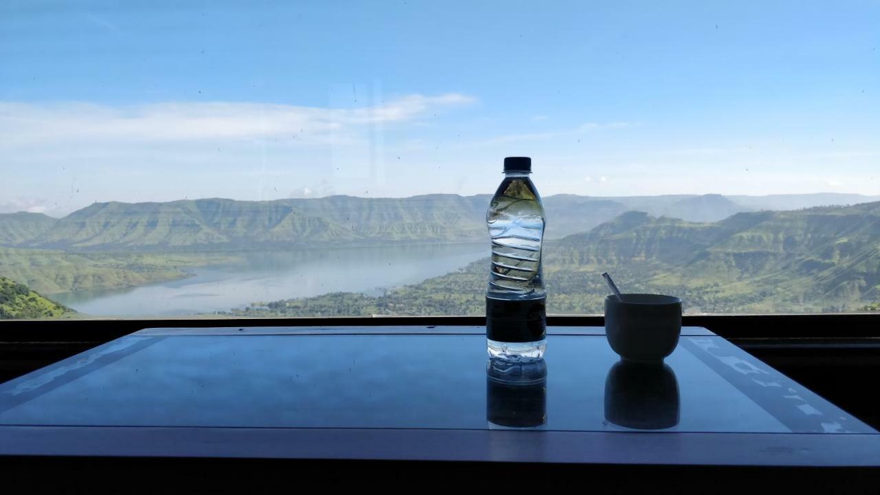 Miraya Hotel Panchgani Exteriör bild